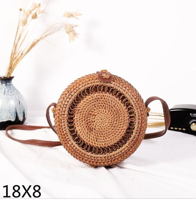 Handmade Straw Shoulder Bag 👜 - Red Panda Market